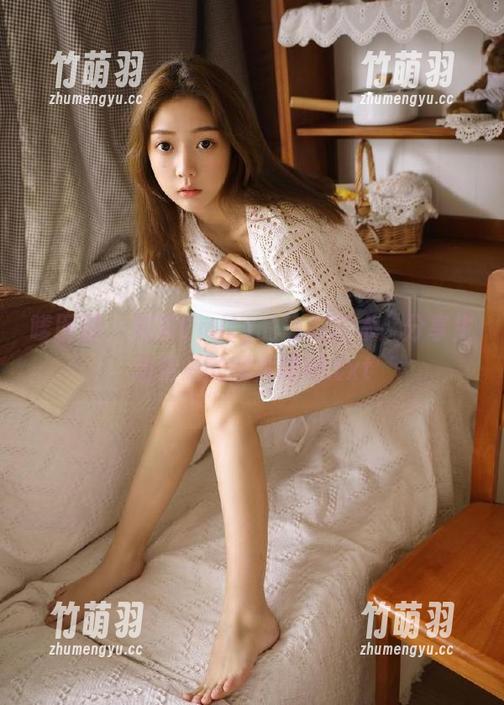 嗲囡囡 - 奶茶Emily的瑜伽艺术：分享生动精彩的图片瞬间.txt