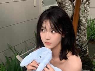 嗲囡囡 – 探寻陈媚儿御姐全套魅力，绝美写真图片让你大开眼界.txt