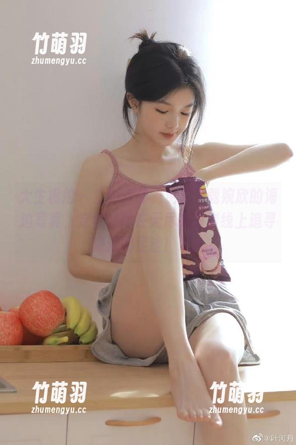 大生模拍 - 立即行动，免费下载婉欣的海边写真，定会让你在无尽的海岸线上追寻浪漫的足迹！.txt
