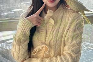 头条女神 – 更新：凯竹黑色拳击原图，探索力量与美的极致对决.txt