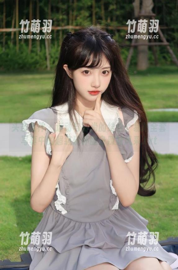 头条女神 - 运动与时尚的结合：易阳全套写真中的超级碗杯健身辣妹风采.txt