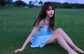 微密圈 – 魅力四溢的“姐姐Lalion套装”原图，探索她在镜头下展现的独特风格与青春气息的照片！.txt