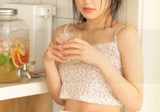 微密圈 – 在有人的树林中，安妮yoo的精选作品揭示了自然之美与人文情怀.txt