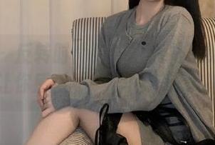 微密圈 – 反转时尚！宋昱欣推出眼镜美图更新，让你感受不一样的潮流风格！.txt