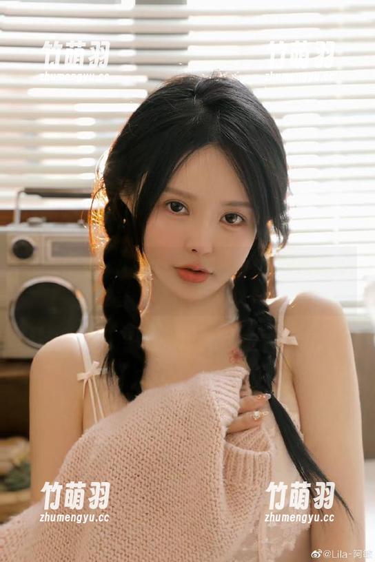 精美照片：免费欣赏小瑶幺幺的琳妮特万圣节特别作品.txt