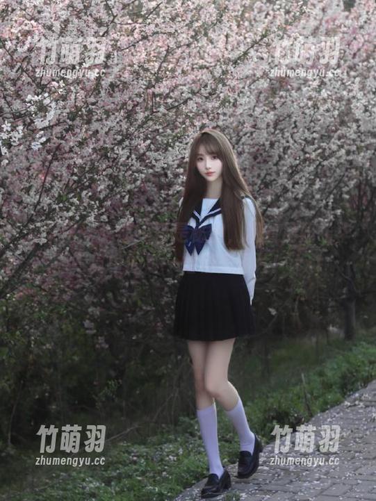尤果网 - 透明不再是秘密，观看周妍希华丽写真中的每一幅精美图片！.txt