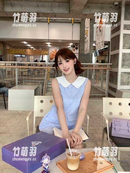 尤果网 - 李易童最新蕾丝图册来临，优雅与性感的完美交融.txt