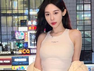尤果网 – 若彤BOOMBOOM黑白写真合集：通过光影的交错，感受艺术之美的无穷魅力.txt