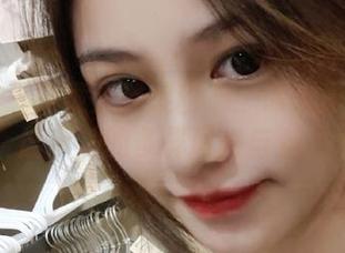 尤果网 – 用镜头捕捉甜心：谭晓彤美图合集，展示她的多样风格与魅力.txt