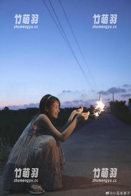 尤果网 - 在这里找到谭晓彤的少女灵感，获取免费套图，让你的心灵也被点亮！.txt