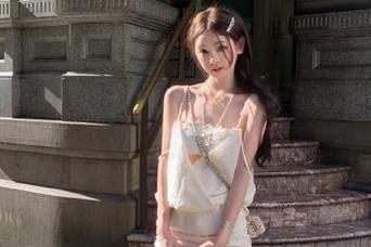 尤果网 – 韩雨菲少女写真大全，带你领略青春风采，赶紧免费下载！.txt