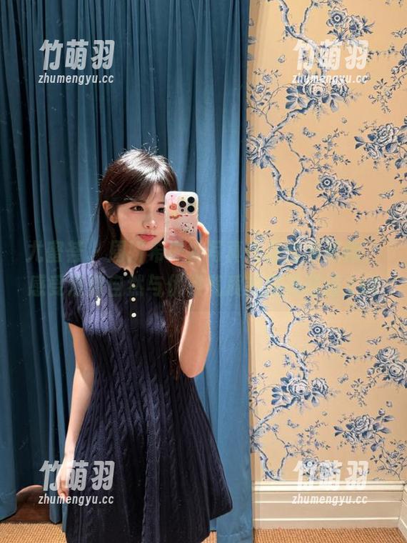 尤蜜荟 - 周妍希户外写真作品合集更新，感受清新自然与优雅气质的完美碰撞.txt