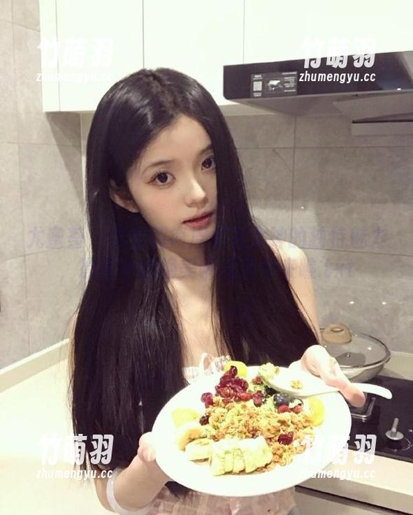 尤蜜荟 - 在线解锁周妍希女神的独特魅力，原图中的绝美瞬间等你来瞧.txt