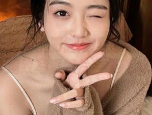 尤蜜荟 – 感受土肥圆矮挫丑黑穷的美脚魅力：细致写真照片合集揭晓.txt