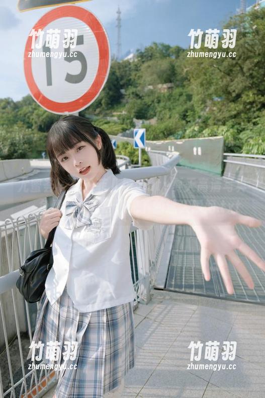 尤蜜荟 - 体验菲儿beauty夏天高清写真，免费下载夏日阳光下的迷人瞬间.txt