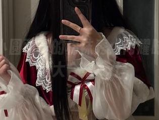 巧克力小圆面包的棉袜秀：闪耀时尚的图册大合集.txt