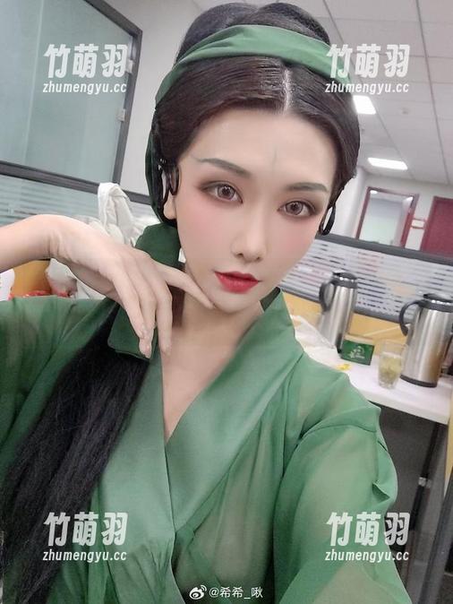 希希_啾 不容错过!希希_啾独家棉袜写真,免费照片助你引领潮流新风尚!.txt