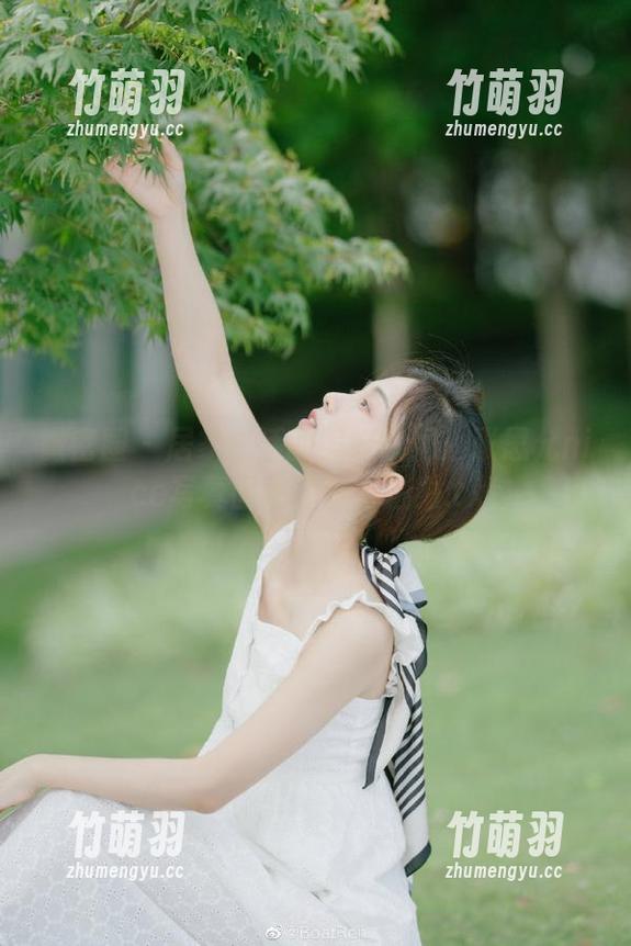微密圈 - 居家生活的美好瞬间：张思允nice写真图库的独特魅力.txt