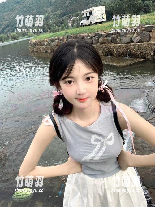 微密圈 - 最新图片！张思允nice修女，了解一下她的“圣洁”魅力如何撩人？.txt