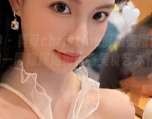 推女神 – 黄可christine厨娘美图合集：让我们一同窥探她如何将美食艺术化！.txt
