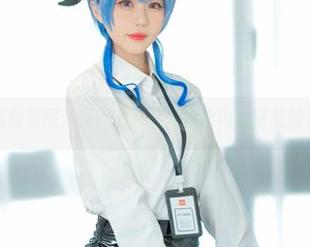无影喵喵的私房美图：探索训练室死库水内心深处的艺术之美.txt