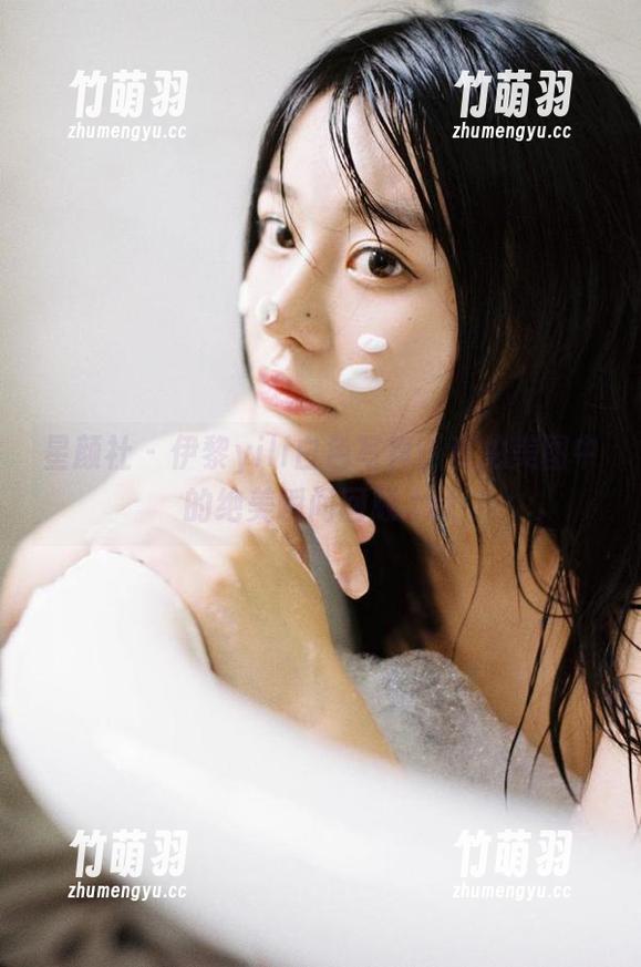 星颜社 - 伊黎yili白色写真，私拍美图中的绝美瞬间回顾.txt