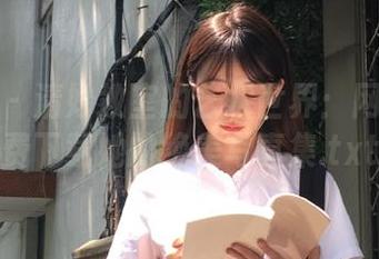 星颜社 – 清妙教室的艺术世界：网盘中免费下载她的绝美写真集.txt