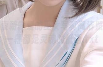 深入探索朝雾爱的巫女写真高清照片：每一幕都是灵魂的低语.txt