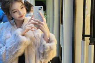 果团网 – 写真之家：萌神妹妹黑丝美图合集，定格最美瞬间的图片分享.txt