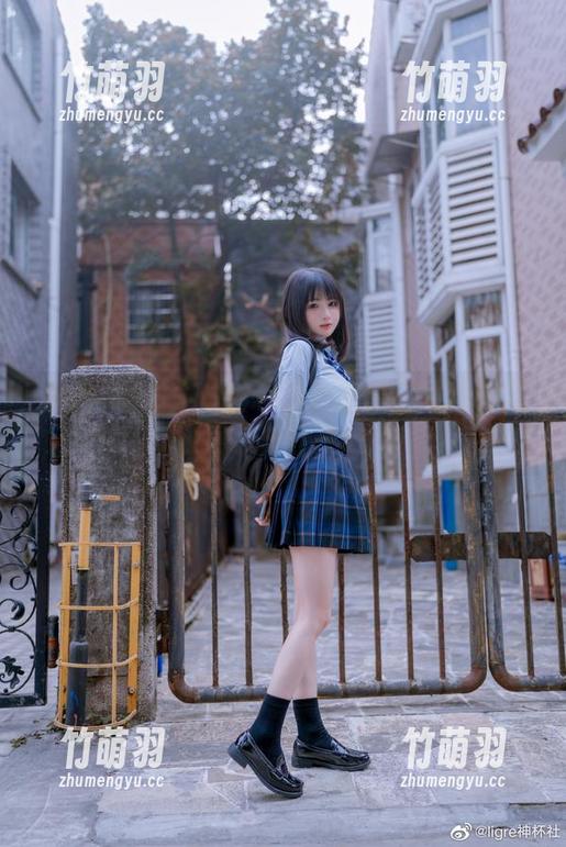 走进桜井宁宁的白衬衫作品集：独特的资源展示与分享.txt