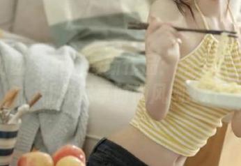 森萝财团 – 默陌最新作品：精美礼服图片，让你尽享时尚风潮.txt