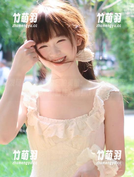 发现森萝财团的私拍美图：白色主题晴涩13E的别样风情！.txt