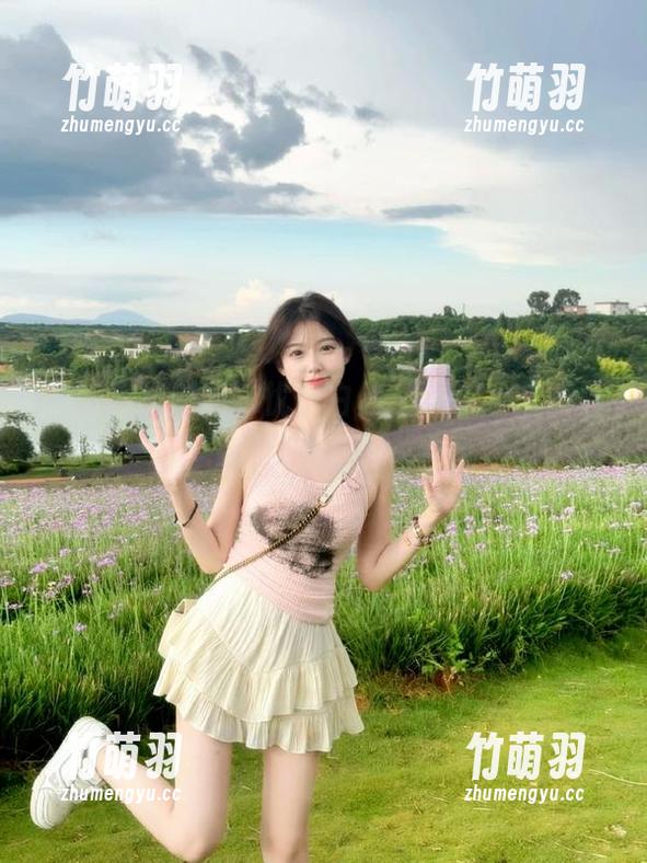 解锁森萝财团“忧郁白丝”，在线获取最新精美图片.txt