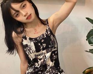 细腻与清纯的碰撞：森萝财团JK校服白丝写真作品集诚意呈现.txt