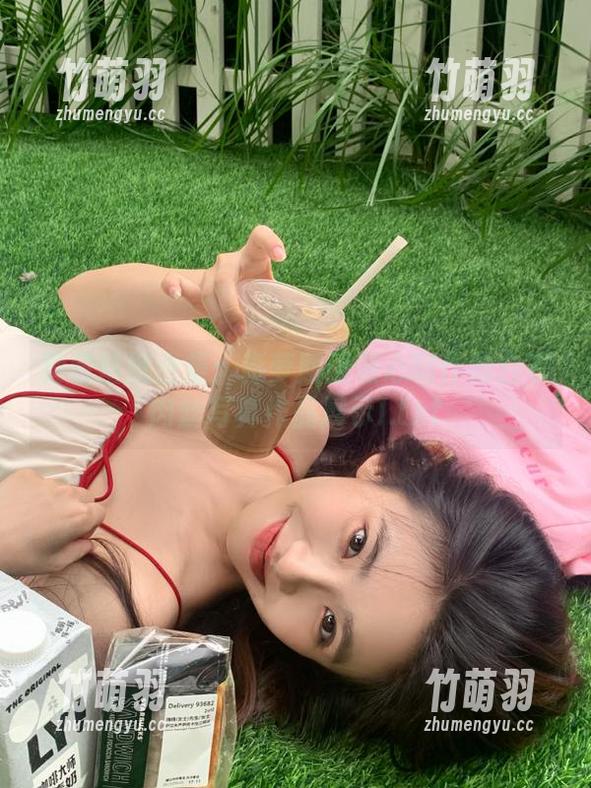 精致壁纸合集：森萝财团倾心制作的白衣肉丝写真作品展示!.txt