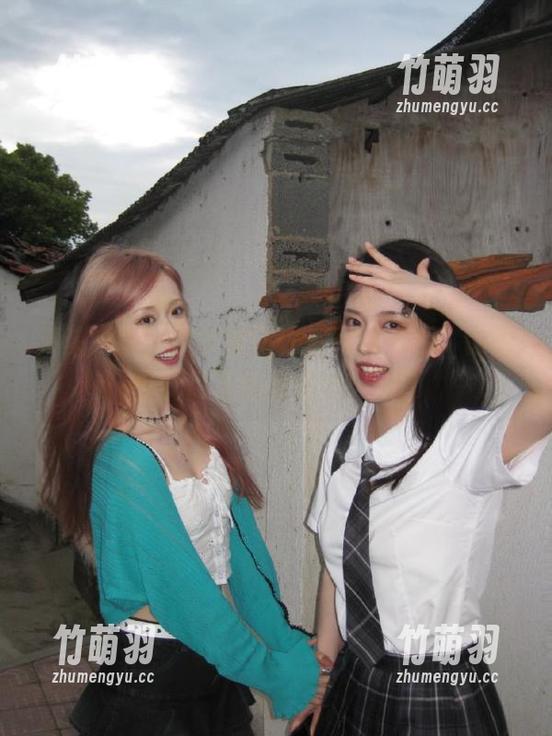 森萝财团 清凉一夏,森萝财团独家写真资源,肉丝少女尽显青春活力!.txt
