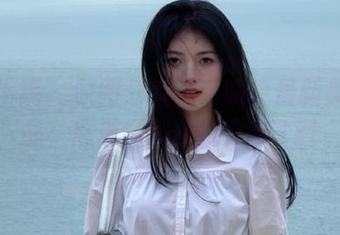 模范学院 – 原图分享：南晓梦最新美腿作品，展现纤细曲线之美.txt