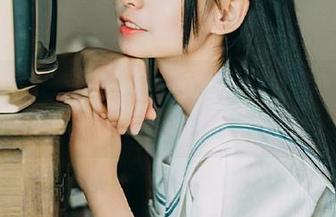 模范学院 – 奈美nana的纯白幻影：通过高清美图体验极致的视觉享受.txt