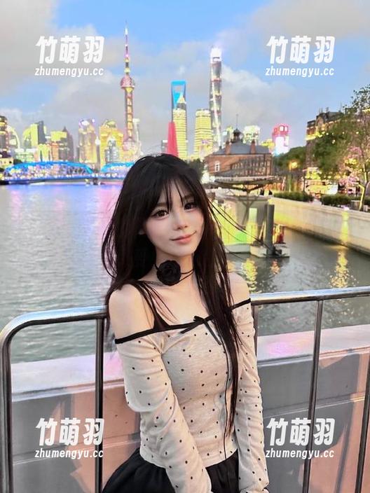 模范学院 - 柳侑绮Sevenbaby夏天写真网盘下载，感受她带来的无限清爽！.txt