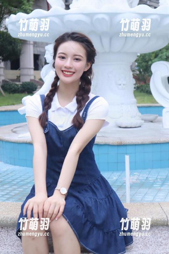 模范学院 - 空姐陈怡曼新鲜图包更新，快来发现她的独特魅力！.txt