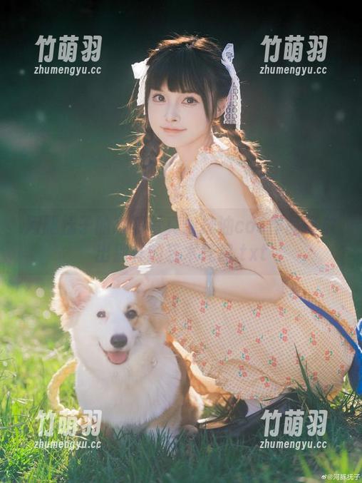 河豚抚子的高清写真：抹油cos作品释放出别样的艺术气息.txt