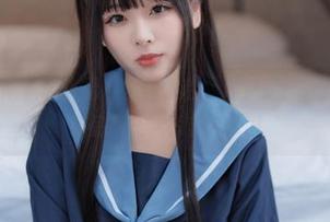 欣赏海克斯科技小蛋糕全套图包，毒蛇bunny的每一幅作品都让人惊艳！.txt