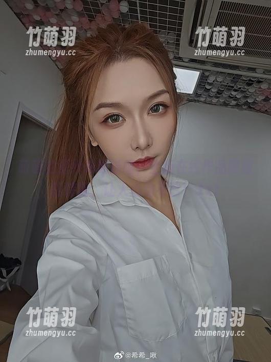 萌萌的源纱希喵喵喵，全新在线作品阿狸路特斯，让人心动不已！.txt