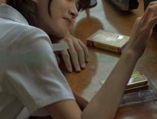 物恋传媒 – 极致私房风情：菜菜的美腿合集，尽显迷人气质.txt