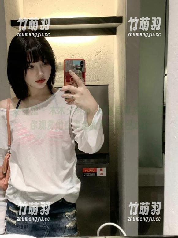 瑞丝馆 - 木木夕Mmx高清写真系列，带你观赏她在海边的梦幻旅程.txt