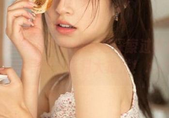 甜予摄影 – 齐齐邀你一起探索过膝白丝的梦幻写真，福利大放送！.txt