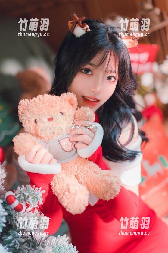 白易子教主的少女魅力：缤纷原图与精细图包，探索青春女性的绝美瞬间！.txt