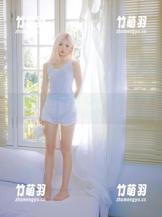 白莉爱吃巧克力古风汉服写真集：打卡美景，但我却总是拍成傻瓜！.txt