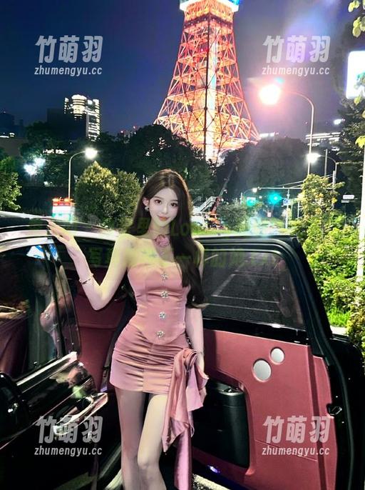 秀人网 - 教室里的Lovely璐璐：无圣光写真展现不一样的她.txt