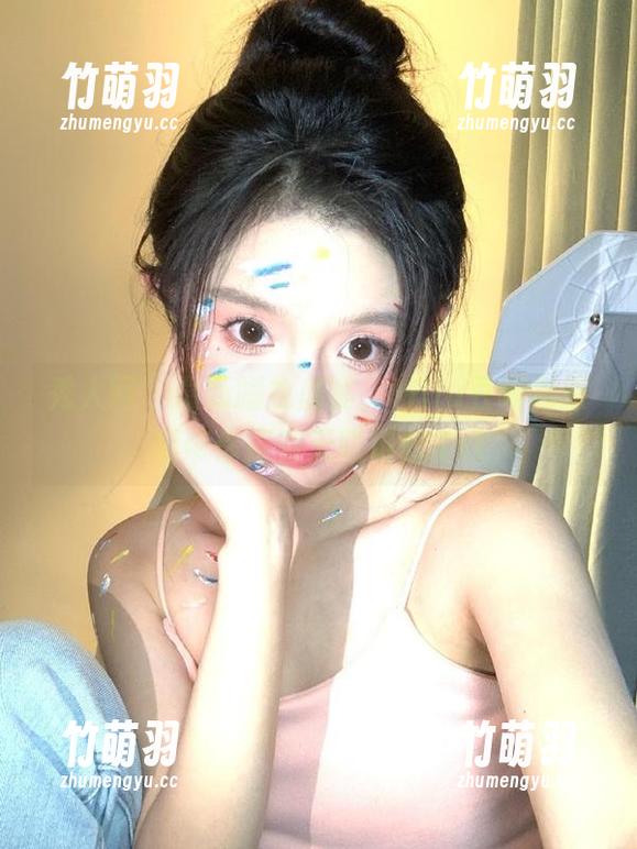 秀人网 - 最新睡衣盛宴，Mila豆嘟嘟原图带你探索无限幻想.txt